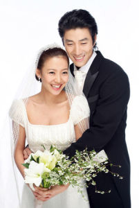 尹泰榮2007年與女星林宥珍結婚