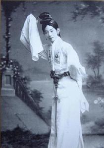 梅蘭芳《黛玉葬花》劇照