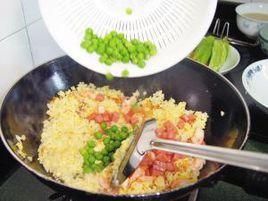 蝦仁青豆炒飯 蝦仁青豆炒飯