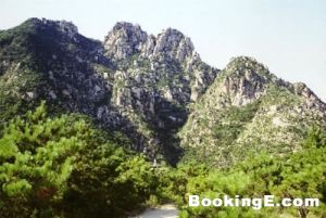 濟南五峰山旅遊度假區 濟南五峰山旅遊度假區