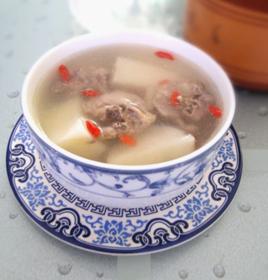 鮮淮山杞子煲雞 鮮淮山杞子煲雞