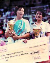 89年與林瑛獲得羽毛球世界錦標賽女雙冠軍