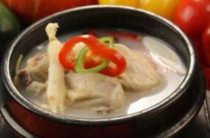 調味蔬菜燉雞湯 調味蔬菜燉雞湯