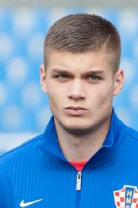 杜耶·查萊塔-卡爾 杜耶·查萊塔-卡爾