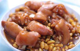 黃豆豬腳