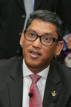 州務大臣阿末&middot;法依扎