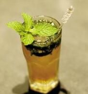 薄荷冰激凌蘇打 薄荷冰激凌蘇打