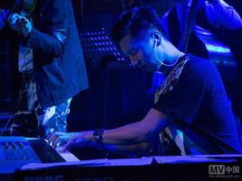 撞擊樂隊 撞擊樂隊