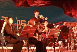 上海輕音樂團 上海輕音樂團