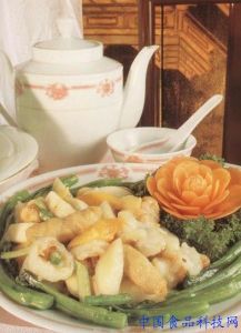 桃李炒雞肉蝦卷 桃李炒雞肉蝦卷