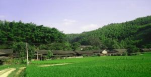 翁比列村 翁比列村