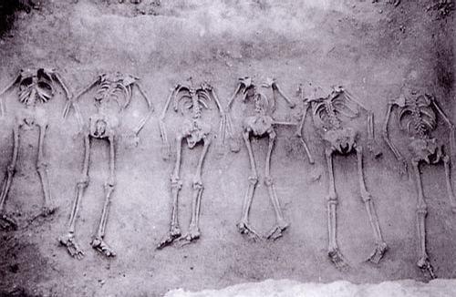 用活人殉葬制度,中國最好戰的朝代為什麼流行?