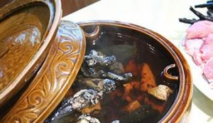 烏雞雪蛤湯