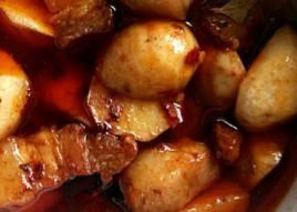 豬肉燒芋頭 豬肉燒芋頭