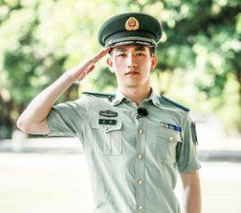 何捷[武警廣東總隊二支隊特勤中隊中隊長]