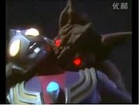 迪迦被吸走能量的情形