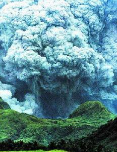 “人造火山”——模擬火山爆發後的天空