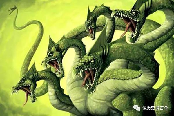 金翅大鵬雕和孔雀