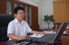 沈光偉[濱海縣五訊中學校長]