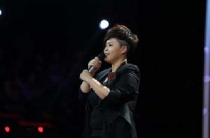 只怕不夠時間看你白頭