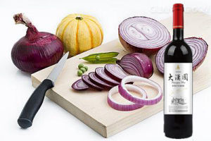 洋蔥泡紅酒