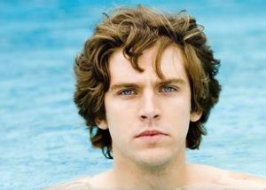 丹史蒂文斯 丹史蒂文斯