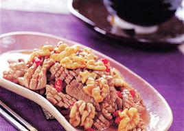 枸杞桃仁炒豬腰 枸杞桃仁炒豬腰