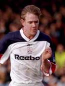 迪恩·霍爾登 迪恩·霍爾登