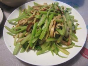 淡菜拌芹菜 淡菜拌芹菜