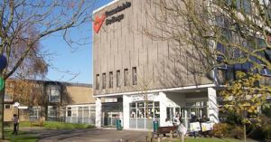 英國盧頓大學 英國盧頓大學