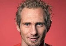 毛羅·盧斯特里內里