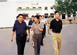 河南三鹿花花牛乳業有限公司