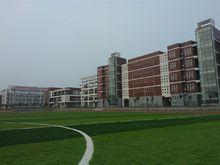 宿舍樓、學生餐廳、教學樓