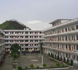 石窩鎮初級中學 石窩鎮初級中學