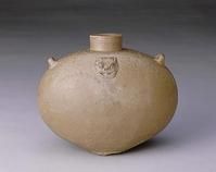 西晉青釉雙系獸面紋扁壺 西晉青釉雙系獸面紋扁壺