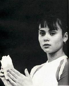 多布雷[羅馬尼亞女子體操運動員]