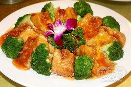 鵝肝秘制豆腐扒 鵝肝秘制豆腐扒