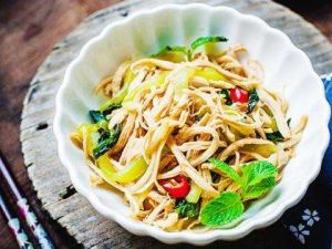 涼拌薄荷雞絲 涼拌薄荷雞絲