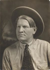 查爾斯·馬里昂·羅素