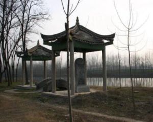 龍霧橋碑亭 龍霧橋碑亭