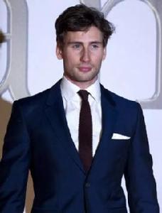 愛德華·霍爾克羅夫特 愛德華·霍爾克羅夫特