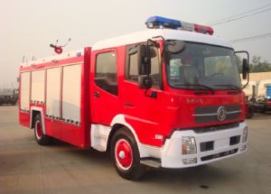 東風天錦水罐消防車