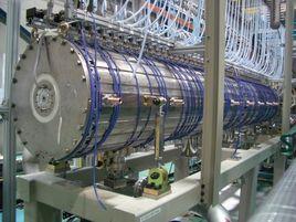 超導超大型加速器 超導超大型加速器