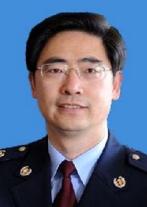 張立中[長春市稅務局黨委副書記、副局長]