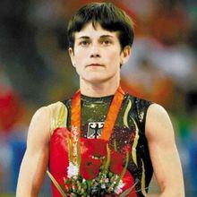 頒獎典禮上的丘索維金娜