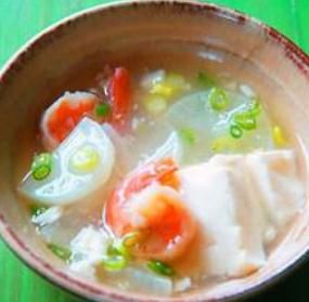 蝦仁豆腐蘿蔔湯 蝦仁豆腐蘿蔔湯