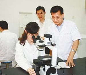 慢性葡萄膜炎 慢性葡萄膜炎