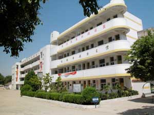 阜陽市潁東區插花鎮閘南初級中學 阜陽市潁東區插花鎮閘南初級中學