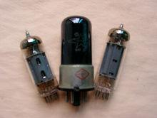 電子管三顆小功率功率放大管