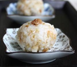 糙米甜飯糰 糙米甜飯糰